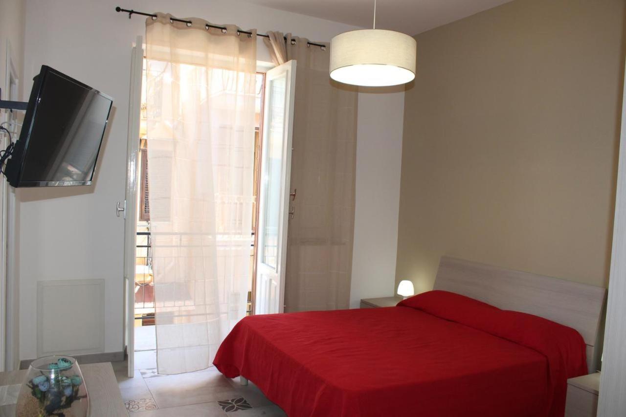 La Stanza Vicino Al Mare , Una Camera Da Letto E Bagno Con Balcone Vista Mare Διαμέρισμα Balestrate Εξωτερικό φωτογραφία