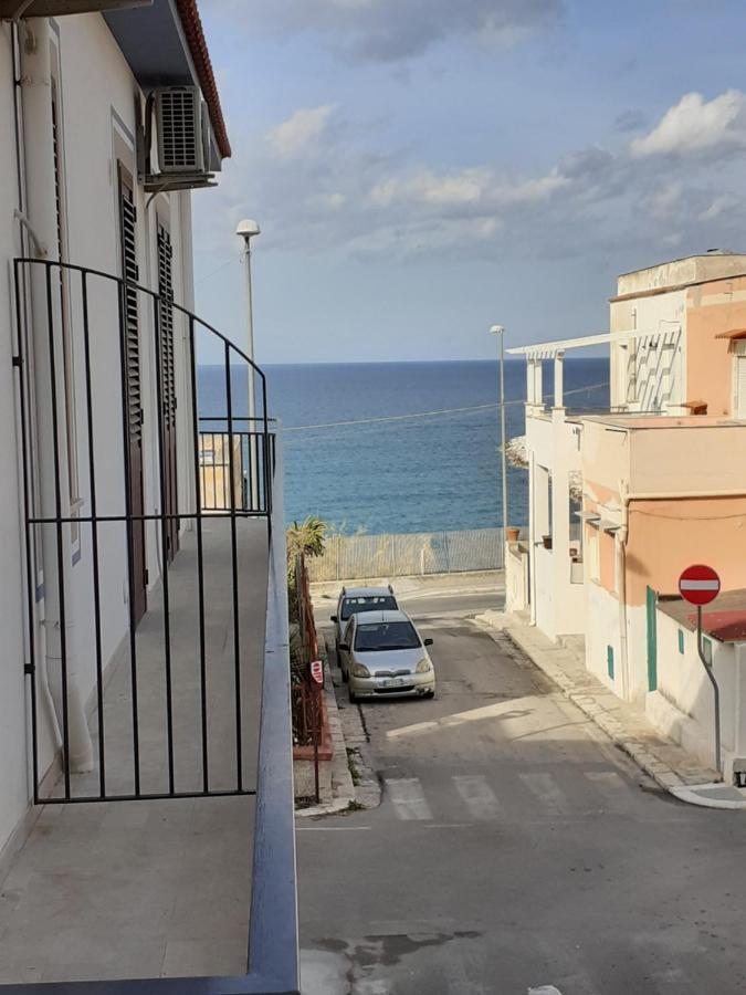 La Stanza Vicino Al Mare , Una Camera Da Letto E Bagno Con Balcone Vista Mare Διαμέρισμα Balestrate Εξωτερικό φωτογραφία