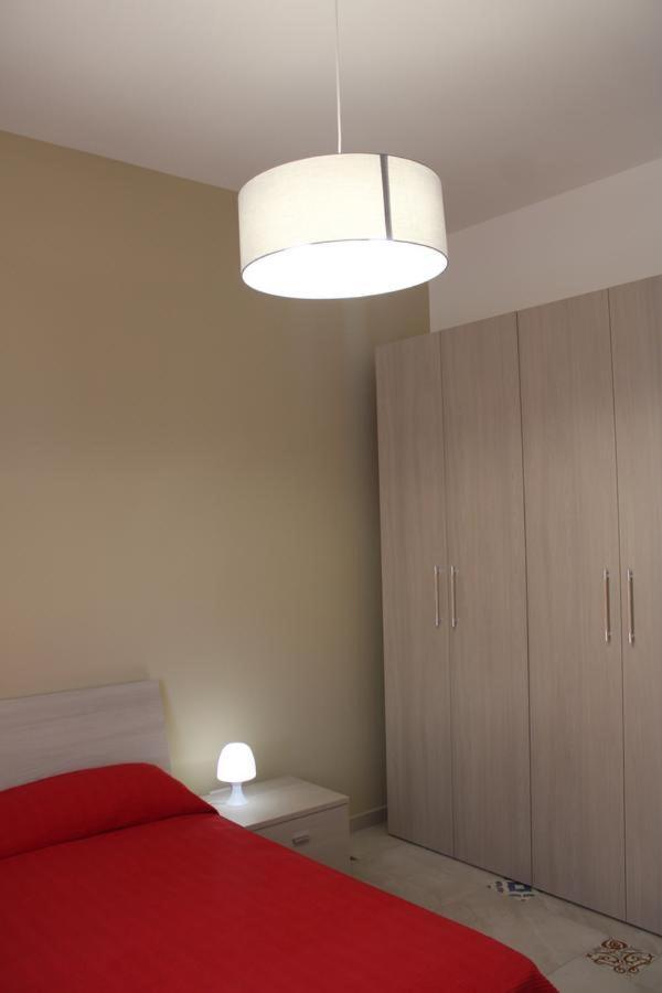 La Stanza Vicino Al Mare , Una Camera Da Letto E Bagno Con Balcone Vista Mare Διαμέρισμα Balestrate Εξωτερικό φωτογραφία